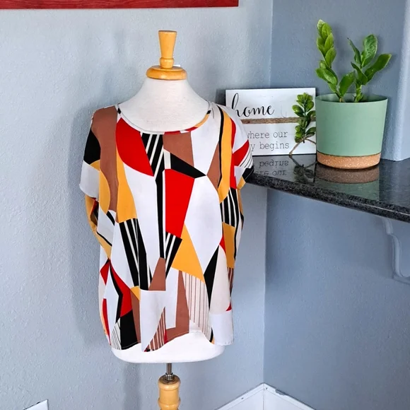 SHEIN Abstract Top | 1XL - Picture 1 of 3